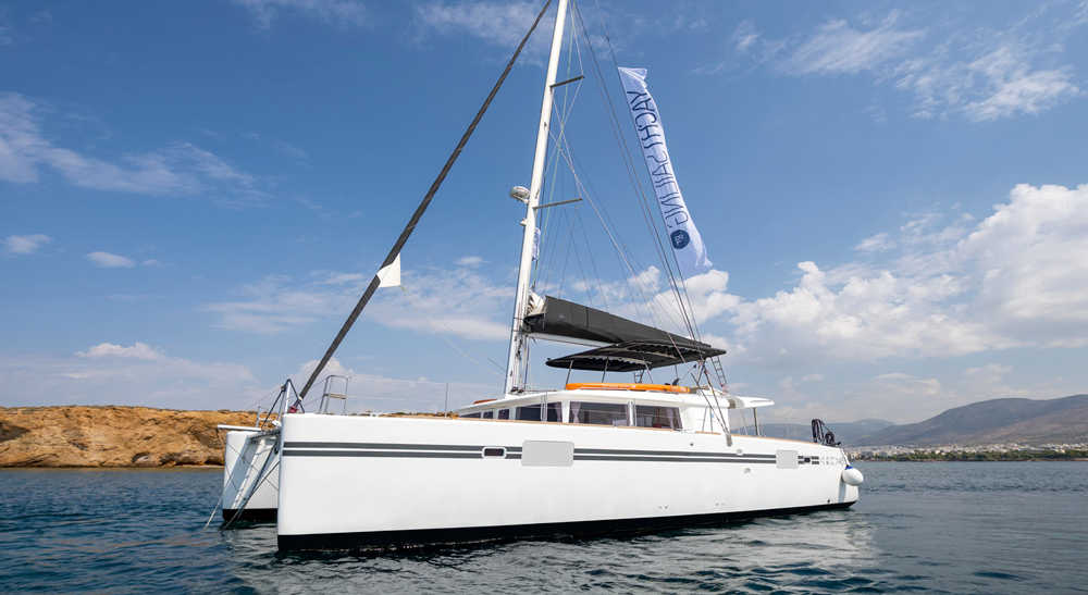 Lagoon 450 Flybridge catamaran